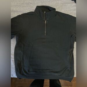 Uniqlo Men’s Quarter zip Size L black